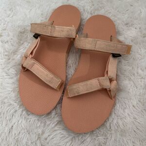 Teva Coral Minimalist Sport Slides Sandals Adjustable Straps Size 9